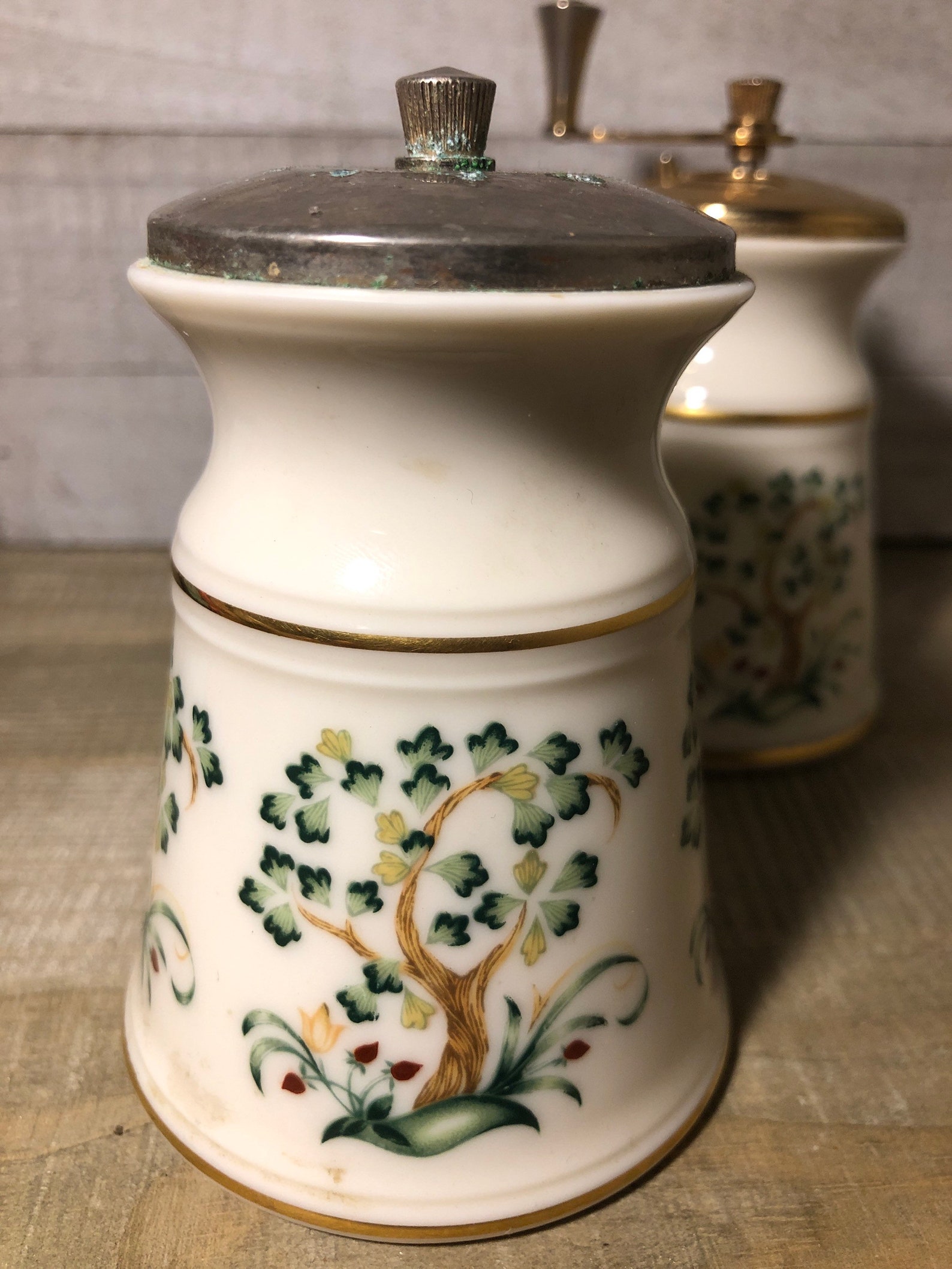 Vintage Lenox Salt and Pepper MillGold Trimmed Clover Pot Etsy