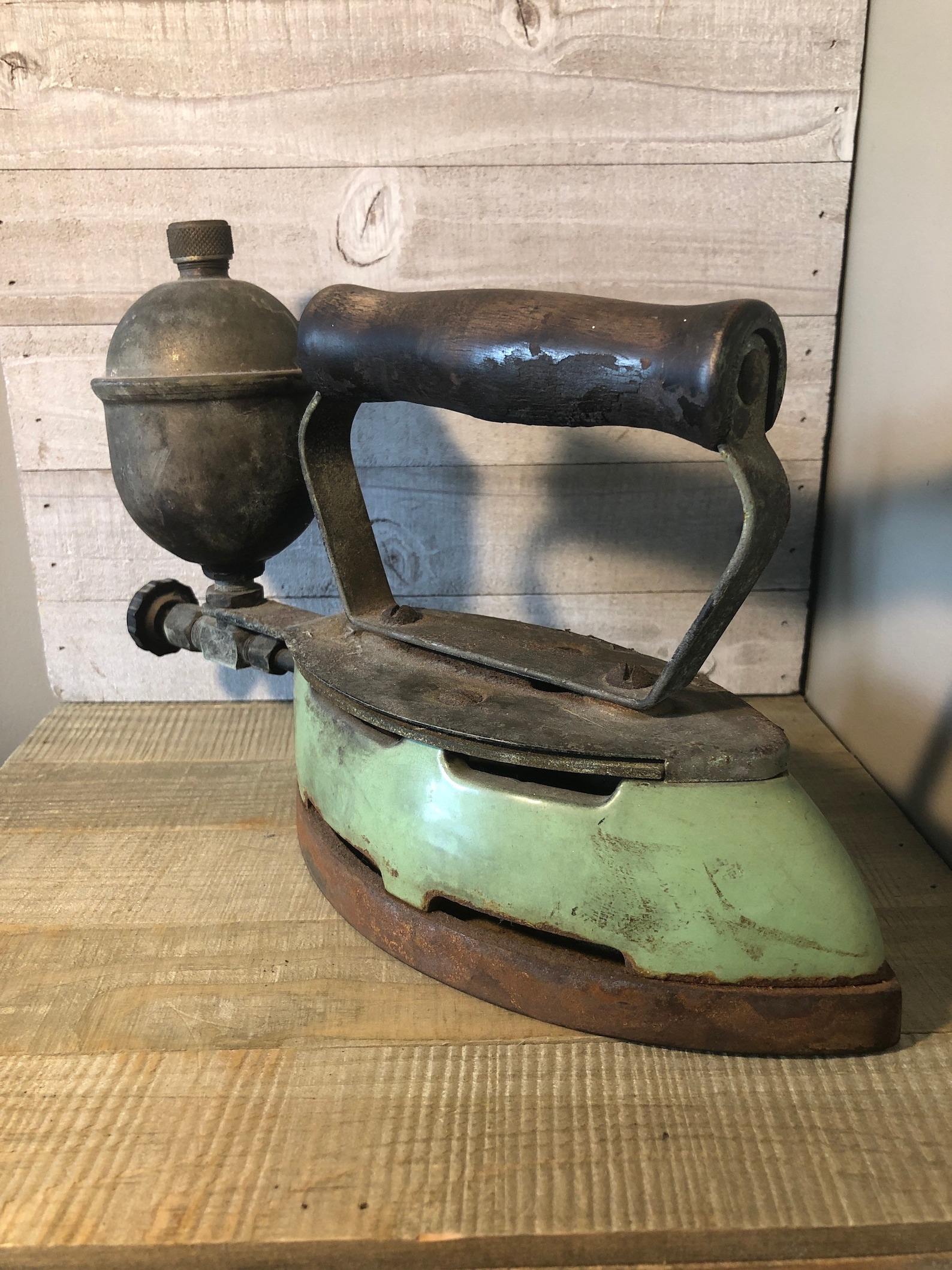 Antique Iron Vintage Green Self Heating Gas Sad Iron/ Vintage Etsy