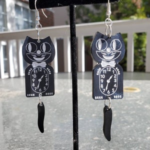 Kit cat clock earrings