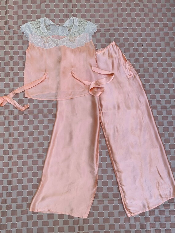 Vintage 30s 40s Pink Silk + Lace Beach Pajamas, Be