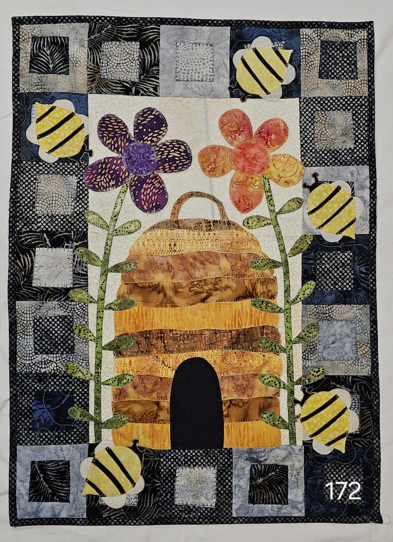 Quilted Bee Summer Wall Hanger or Table Runner - Etsy