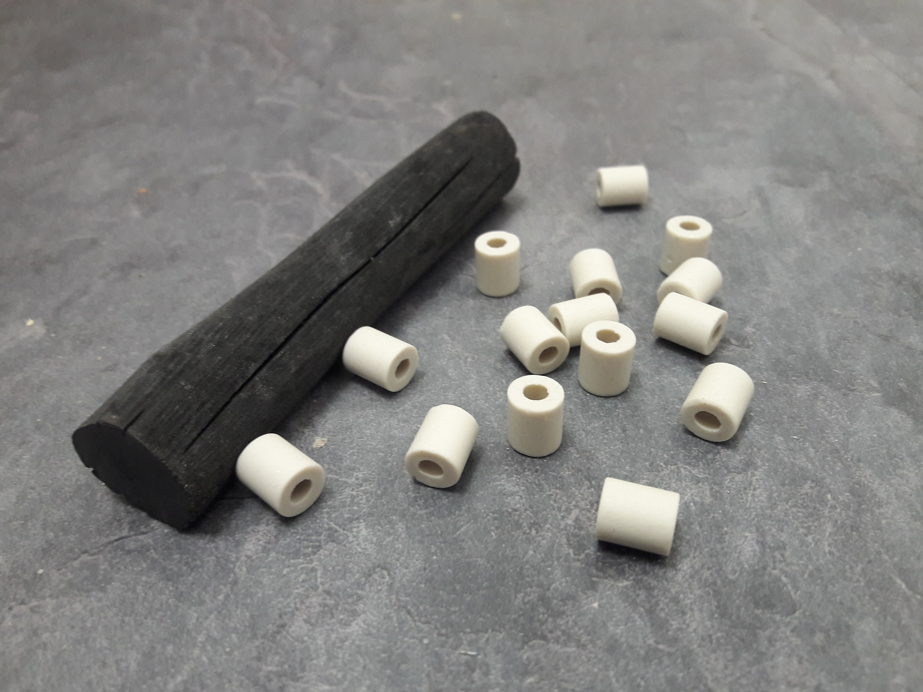 Lot 1 Charbon Actif Binchotan+15 Perle Céramique, Purifie et Améliore Votre Eau