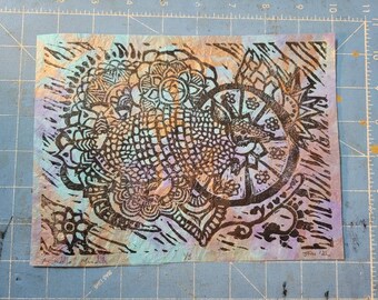 Armadillo Mandala (blue)