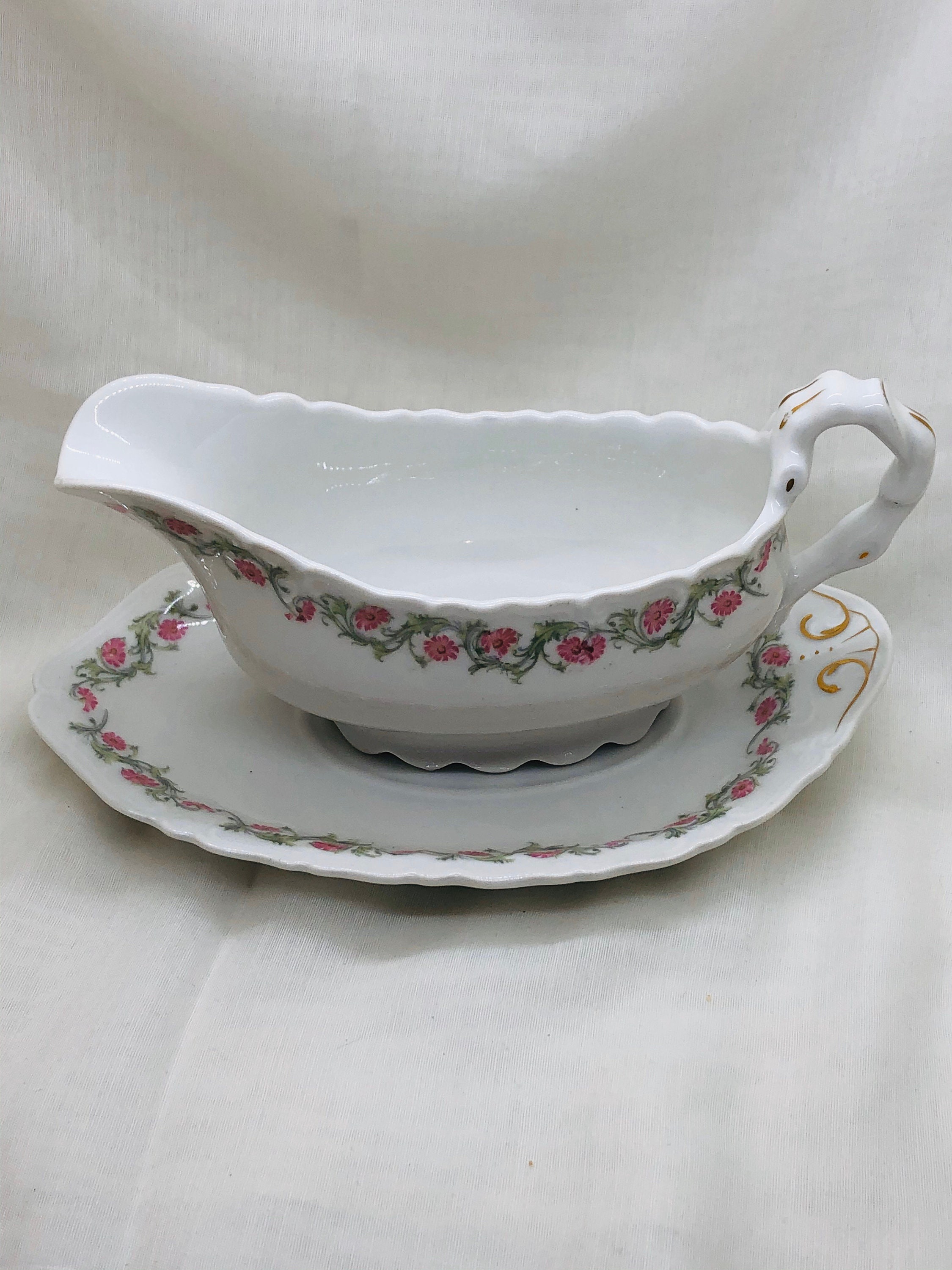 Kitchen & Dining Vintage Limoges Gravy Boat & Plate Serving Odds & Ends