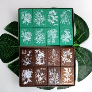 Floral Rubber Stamp Set: Wooden Stamps for Scrapbooking, Card Making