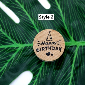 Sellos de goma de madera con la frase "Feliz Cumpleaños": para hacer tarjetas y álbumes de recortes (6 estilos) Style 2