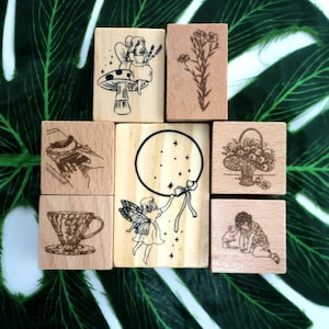 Timbro in gomma di legno carino per decorare diari, riviste, libri fai da te, 7 stili, coniglio, fiori, ragazza, angelo
