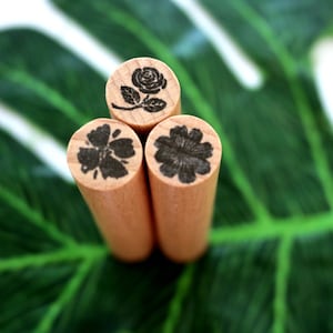 Blume Stempel Für DIY Cardmaking Scrapbooking Album Journal Dekoration Papier Stamping 10 Styles Rose, Sakura, Schwalbe, Libelle