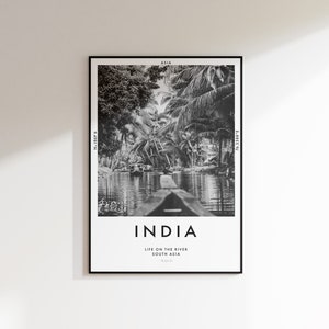 Poster di viaggio dell'India, fotografia di viaggio originale. Poster di viaggio con tipografia retrò in stile metà secolo. Stampa artistica con coordinate.