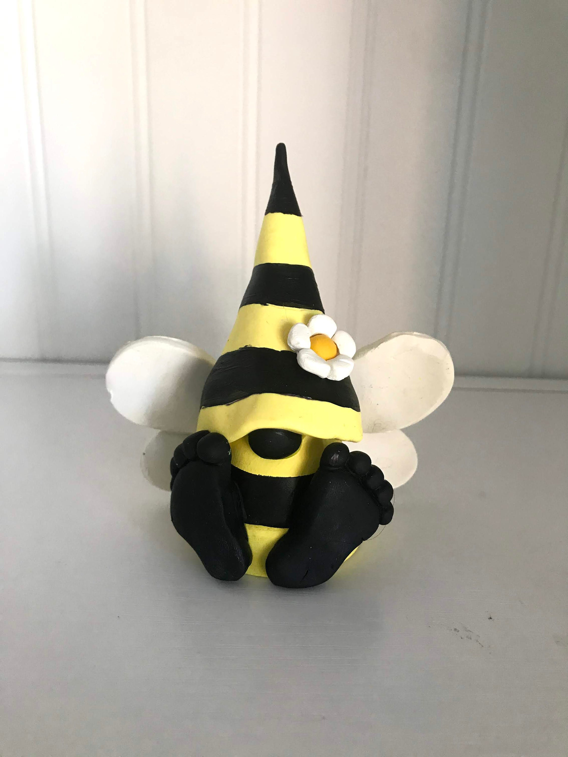 Bee Happy Set - Garden Gnome, Bee Home and Bee Happy