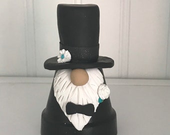 Groom Gnome