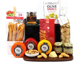 Classic Cheese Hamper | Cheese Gift Baskets | Cheese Gifts UK