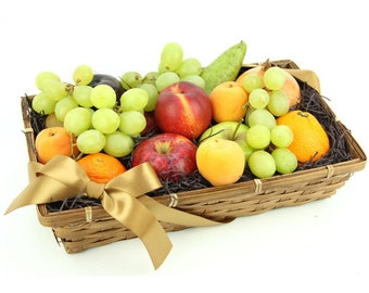 Season's Choice Fruit Basket - Fruit Gift Baskets and Gift Hampers with Next Day UK delivery with Personal Message Attached