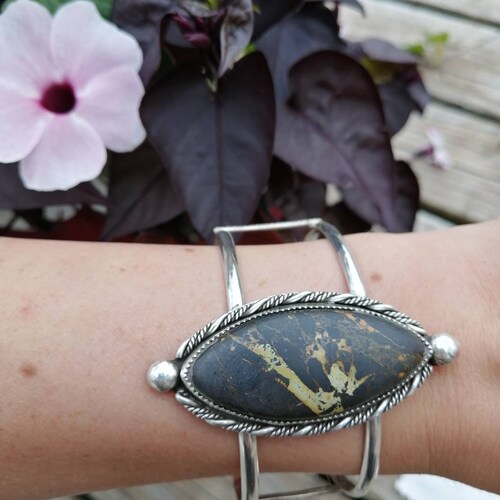 Iron Mustang Turquoise shops Sterling Silver Cuff M/L