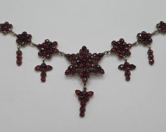 Antique Victorian Silver Gilt Bohemian Garnet Necklace  39cm