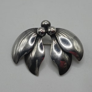 Vintage 1950&#39;s Niels Erik Denmark Sterling Silver Leaf Brooch