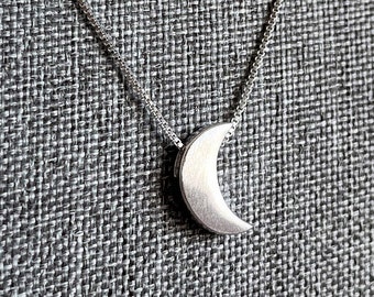 Crescent Moon Necklace | Crescent Moon Jewelry, Silver Moon Pendant Necklace, Witch Jewelry, Witch Gift Idea, Dainty Minimalist Gift For Her