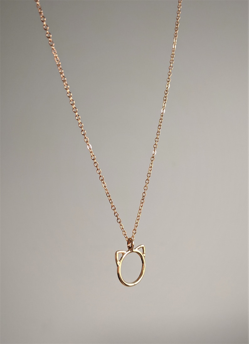 Cat Necklace | Cat Jewelry, Cat Necklace, Cute Gold Jewellery, Pet Jewelry, Pet Lover Gift, Cat Lover Gift Idea, Pet Memorial, Dainty Gift