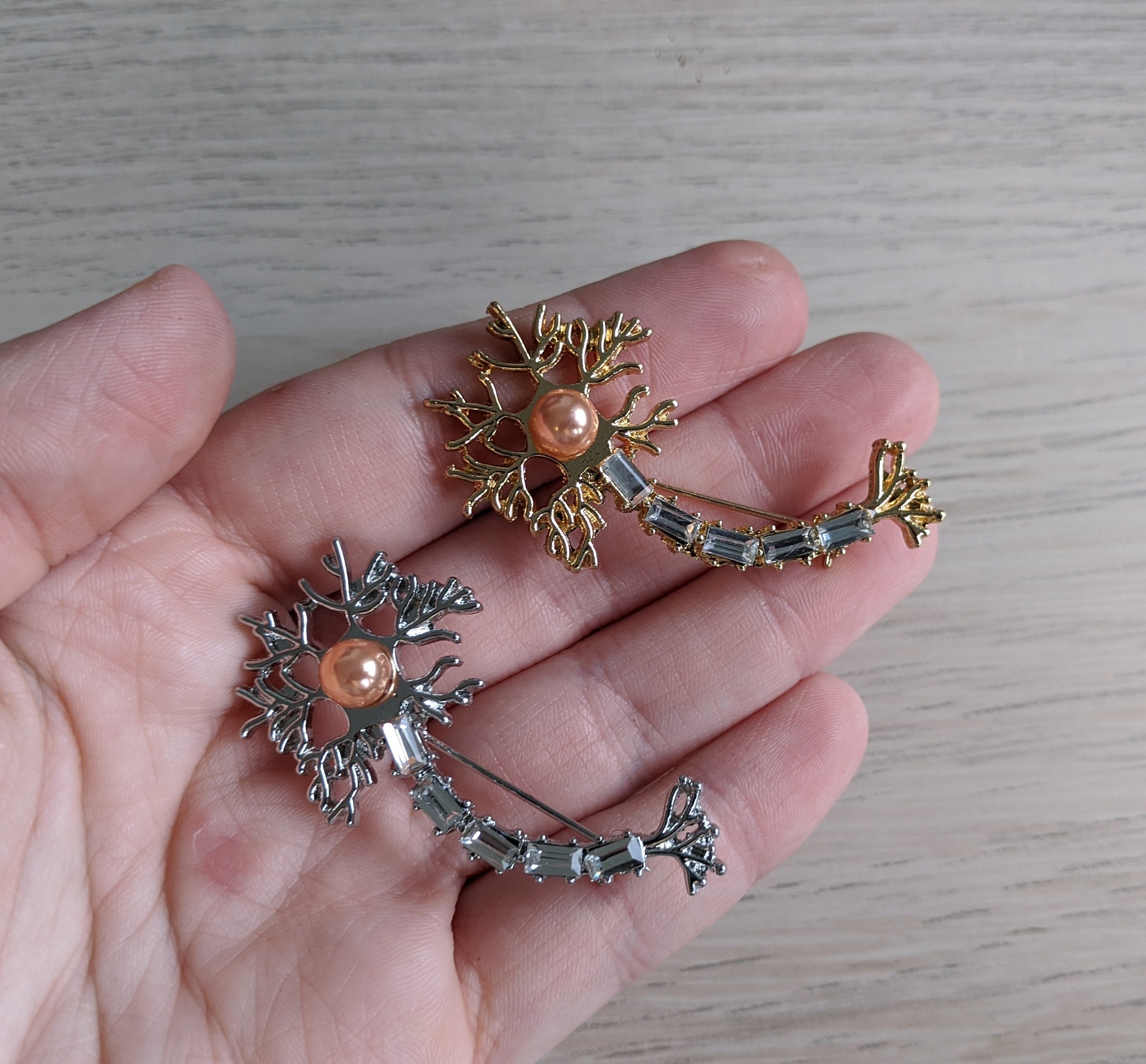 Neuron Medical Enamel Pin Health Care Pins Nerve Cell Pin Etsy