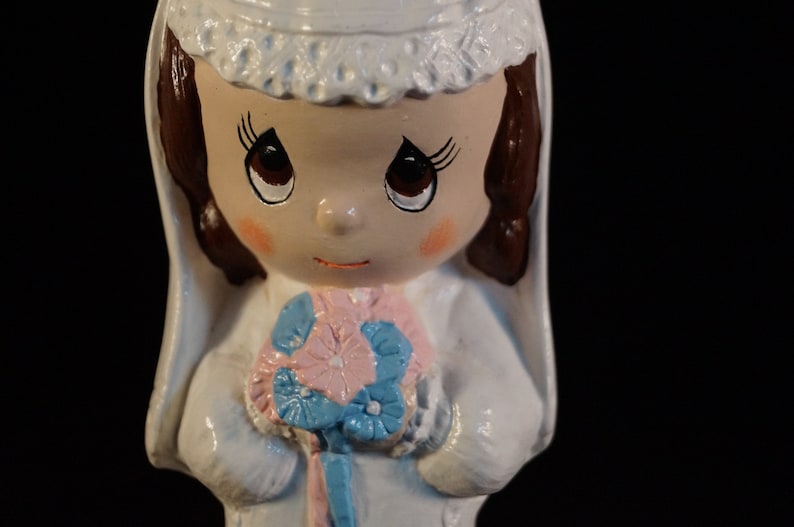 Wedding Vintage Adorable Ceramic Blushing Bride Statue with Long White Dress and Bouquet In Pink And Blue