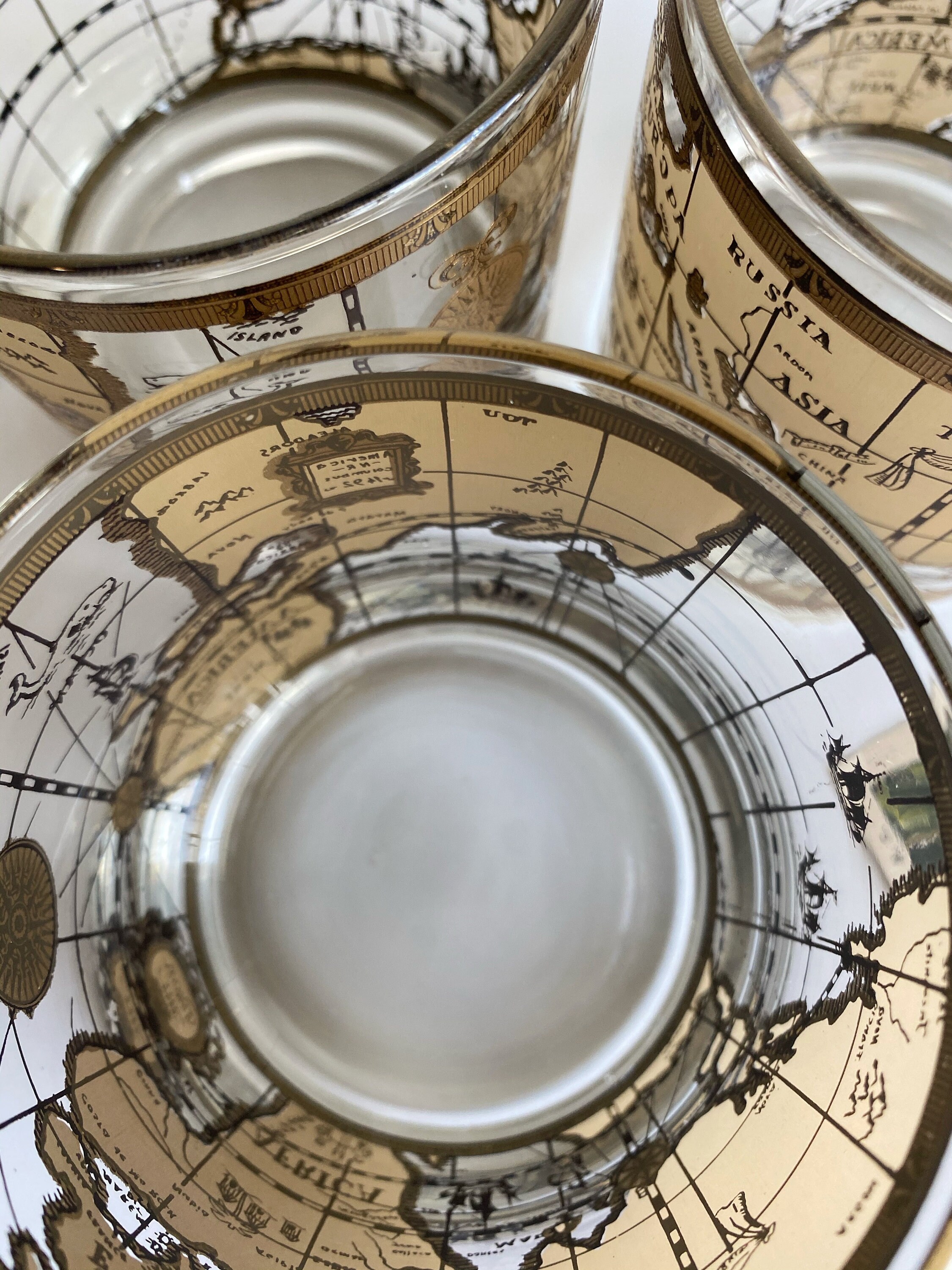 Vintage World Map Barware / Cera Glass Company Glassware / Set Etsy