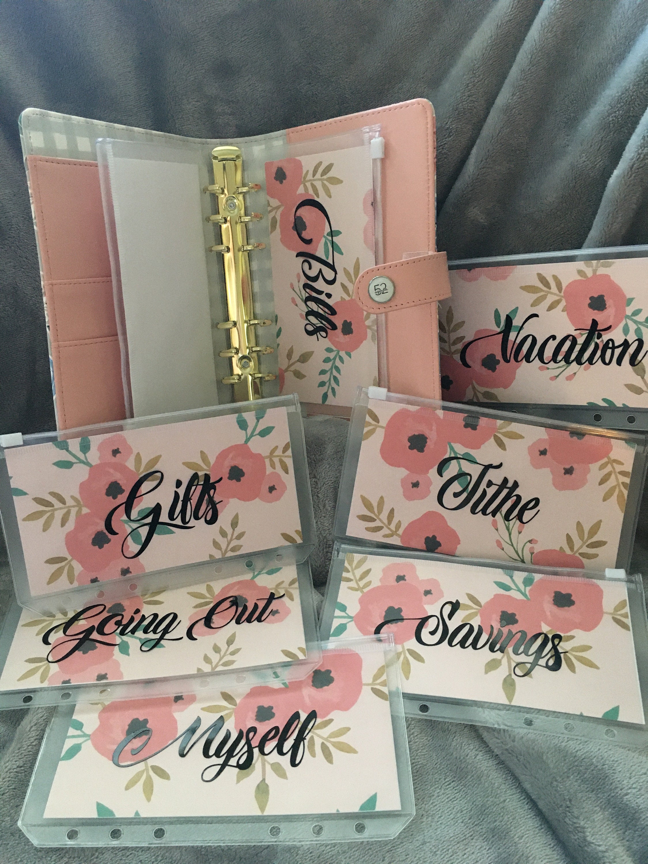 calendars-planners-paper-wedding-budget-binder-with-cash-envelope