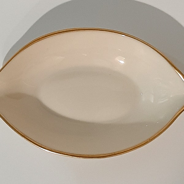 Lenox Jewelry or Trinket Dresser Tray - oval porcelain cream with metallic gold trim. Viintage 1940s-1960s.