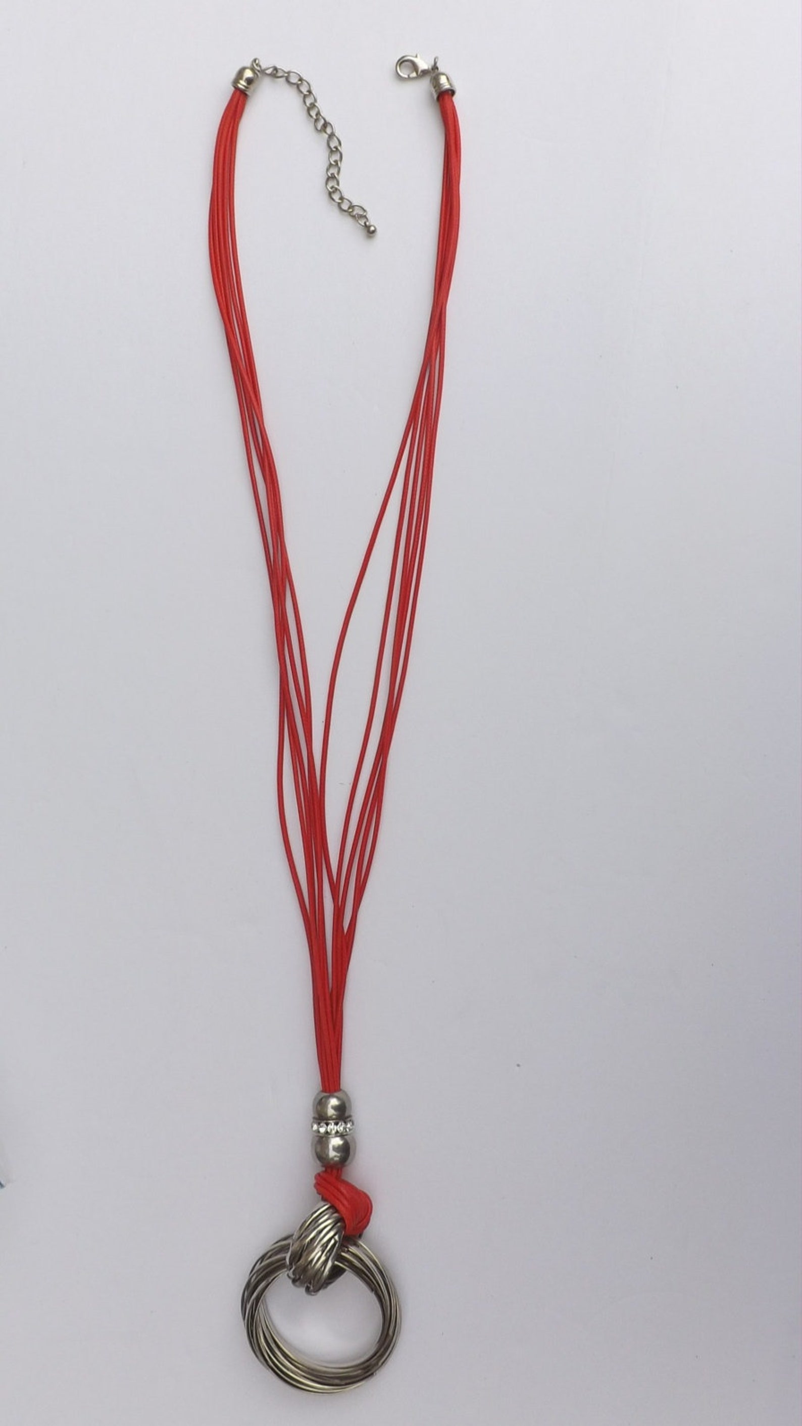 Long Red Cord Vintage Necklace with Silver Rings Pendant Etsy.de