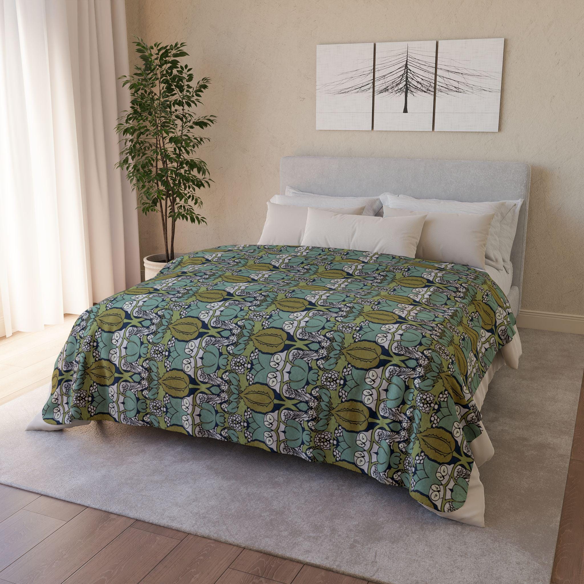 Owl Fleece Sherpa Throw Blanket: Blue Green Bird Decor