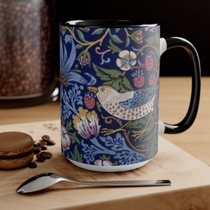 William Morris Strawberry Thief Mug: Arts & Crafts Kitchen Decor