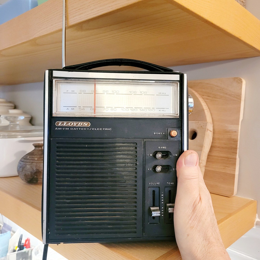 Lloyd's Electric Portable Radio, Model N610B175B, Black, AC Works, AM