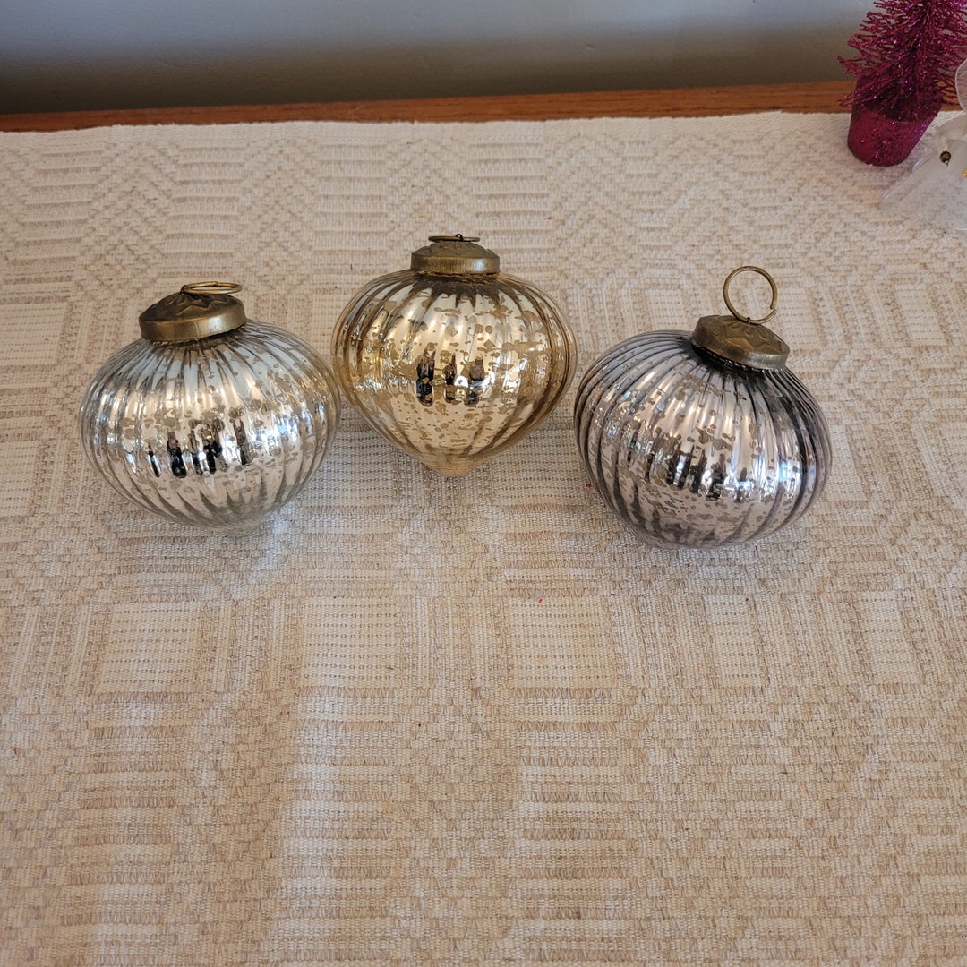 Kugel Christmas Ornament, Vintage, Tear Drop, Gold, Thick Glass Bulb