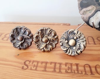 Vintage Messing Floral Rosette Schubladengriffe, Hollywood Regency Style Knöpfe