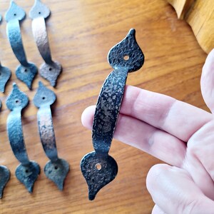Enamelled Drawer Pulls, Set of 7, Black Iron and Coppery Spade Style, Arts & Crafts Rustic