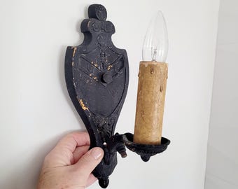 Par de apliques de pared vintage, cableados, década de 1920, montaje en pared, estilo Arts & Crafts.