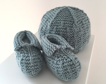 Baby Booties and Beanie Knitting Pattern: PDF Pattern - English only