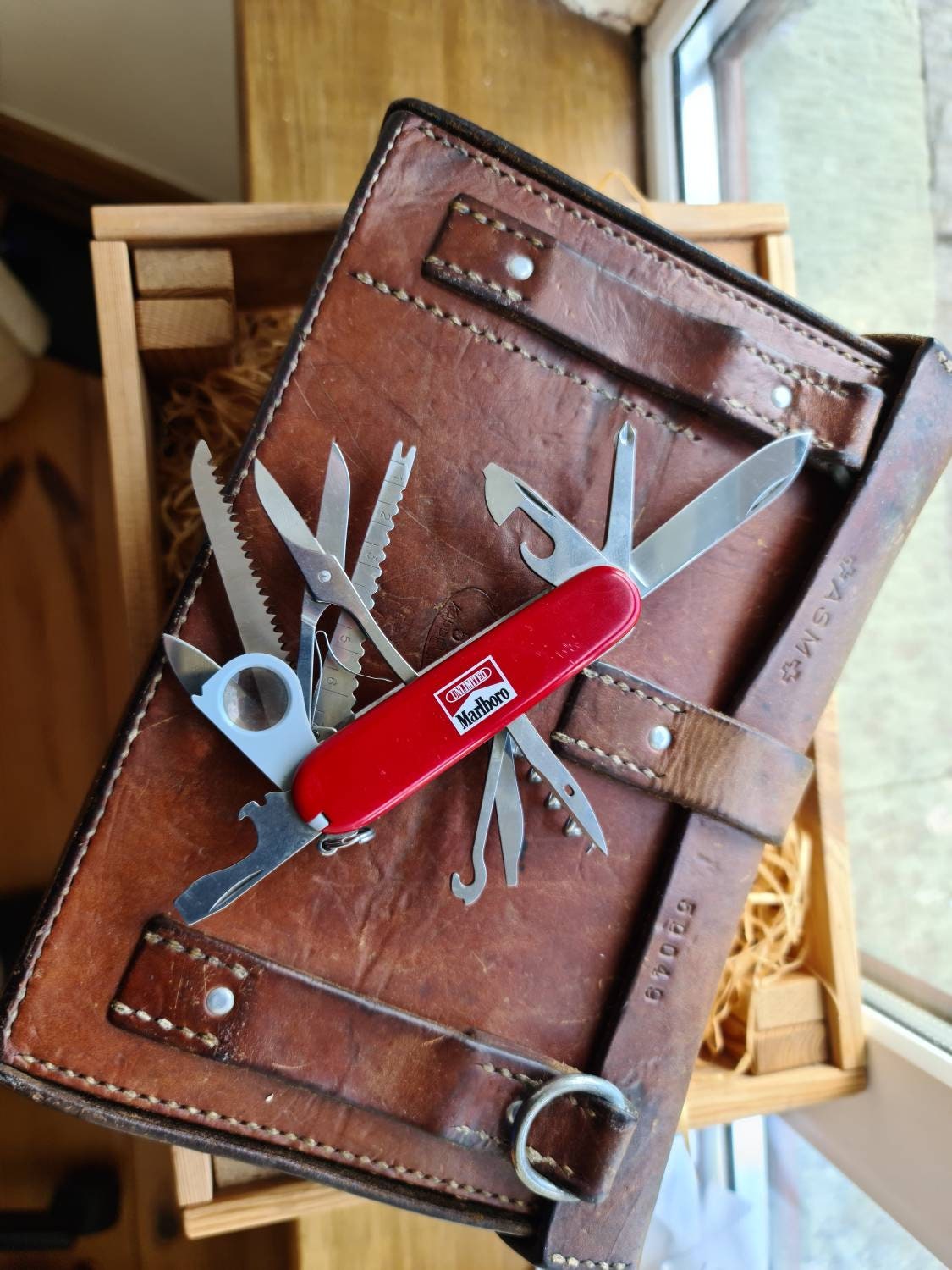 Victorinox / Swiss Army Knife - Gardener a.k.a. Floral knife 