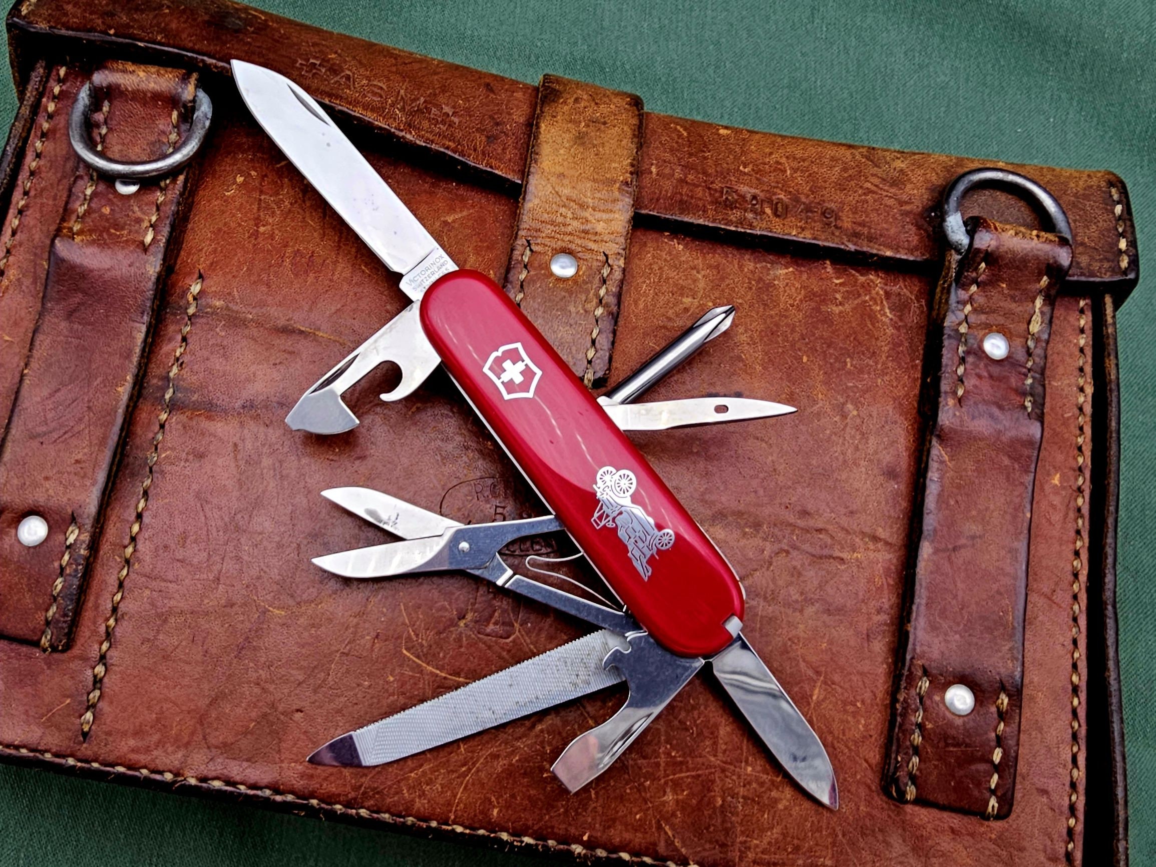 Vintage Victorinox Grand Prix Retired Model 91 Mm Swiss Army