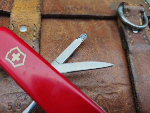 Vintage Victorinox Fieldmaster With Square Screwdriver Rare Retired Model 91 Mm Swiss Army Tool Etsy UK