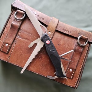 Swiss Military Defence Sector Wenger Ranger 78 Retired Large 130mm model Swiss Army Tool Rare