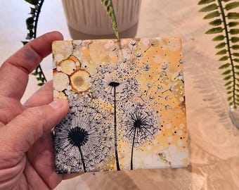 Ochre Dandelion Ceramic Coaster: Hand-Painted Floral Decor
