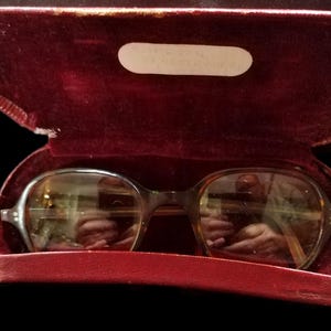 vintage 50s glasses and case