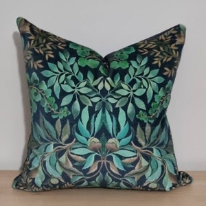Designers Guild Karakusa Velvet Midnight & Omega Velvet Cushion Cover 38x38 cm