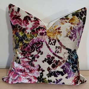 Designers Guild Martineau Berry & Omega Velvet Cushion Cover 43x43 cm