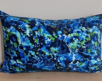 Designers Guild Odisha Cobalt & Omega Samtkissenbezug 35 x 55 cm
