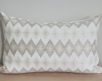 Designers Guild William Yeoward Perzina Chalk & Trentino Velvet Cushion Cover 35x55 cm