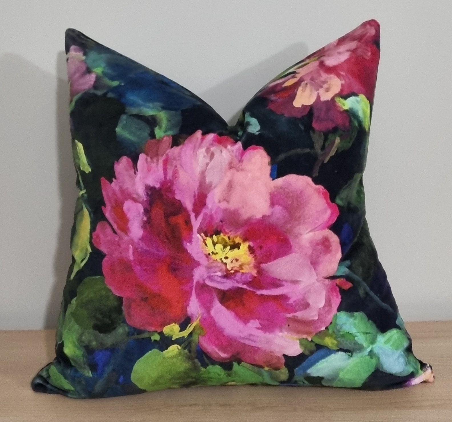 Designers Guild Gertrude Rose Fuchsia Cushion Cover 50x50 Cm - Etsy UK