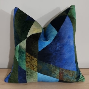 Designers Guild Minakari Geo Cobalt fabric Cushion Cover 43x43 cm
