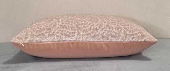 DESIGNERS GUILD ピンクベルベットクッション DESIGNERS GUILD ピンクベルベットクッション