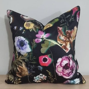 Christian Lacroix Designers Guild Herbarium Crepuscule & Omega Velvet Cushion Cover 40x40 cm